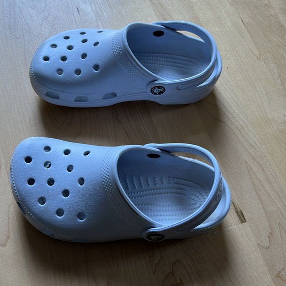 Kids Crocs Arctic Size 1 - Worn Once! - Picture 2 of 8